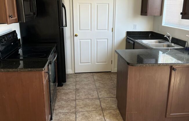 Refreshed 2 bedroom 1.5 bathroom townhome in St George!