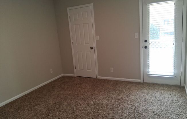 2 beds, 2 baths, 961 sqft, $1,100, Unit 415F