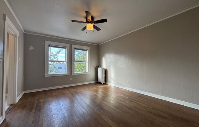 Studio, 1 bath, 360 sqft, $1,395, Unit 208