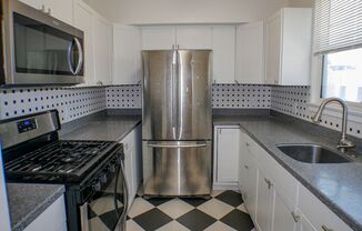 4676-4678 Cherokee Ave.