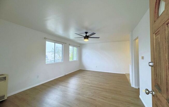 3934 3 AVE