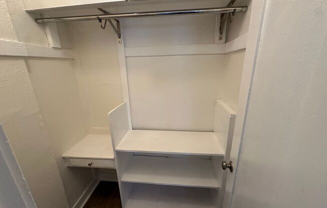Studio, 1 bath, $1,154, Unit 214