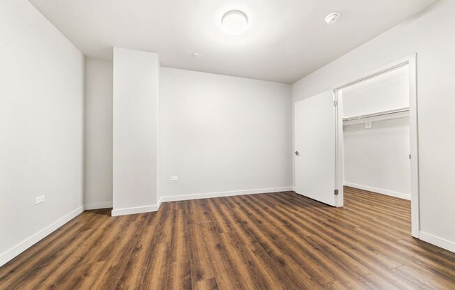 2 beds, 1 bath, 989 sqft, $2,850, Unit 109