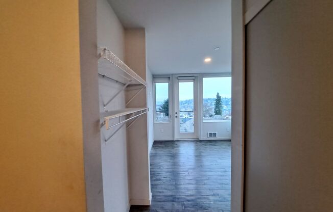 Studio, 1 bath, 266 sqft, $1,375, Unit 510