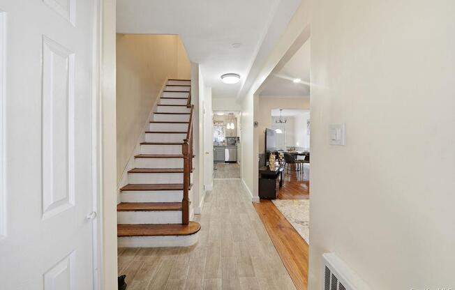 238 E 88 ST