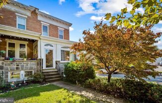 Charming 1bd 1bth apartment in the heart of Hampden!