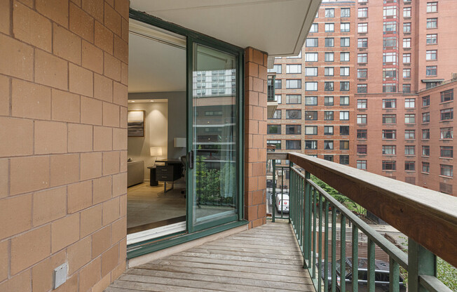1 bed, 1 bath, 860 sqft, $6,250, Unit 411