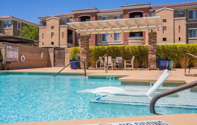 1 bed, 1 bath, 810 sqft, $1,425