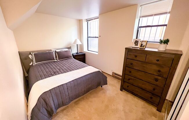 2 beds, 1 bath, 788 sqft, $2,395, Unit 102