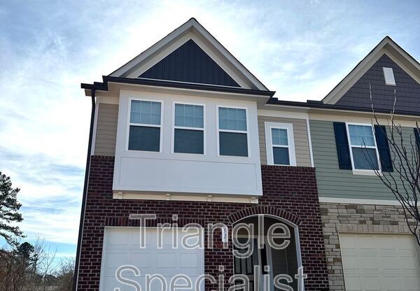 52 LAVENDER LN