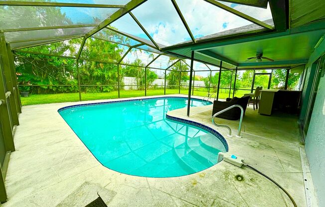 3/2 Pool Home