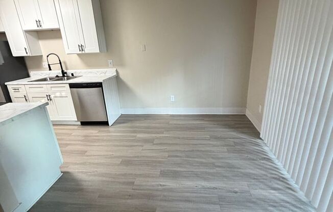 2 beds, 2 baths, 1,015 sqft, $2,895, Unit 231