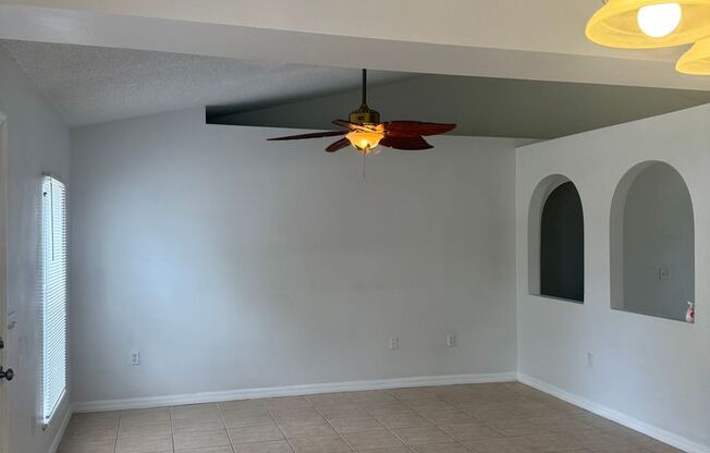 Single Family Home in Poinciana