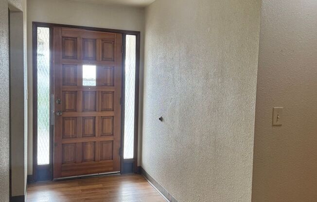 Chestnut Ave 3 br 2.5 ba, double garage, lawn mowing provided