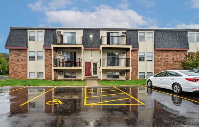 Pine Ridge Apartments