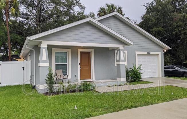 2914 N 18 ST