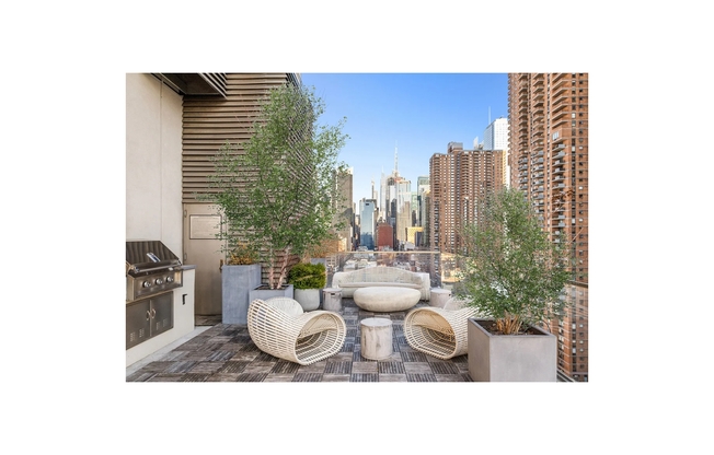 1 bed, 1 bath, 663 sqft, $4,950, Unit 3D