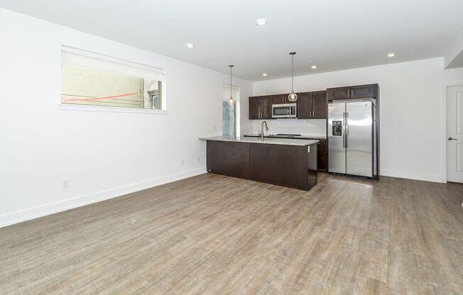 2 beds, 2 baths, 1,110 sqft, $2,200, Unit Unit 203