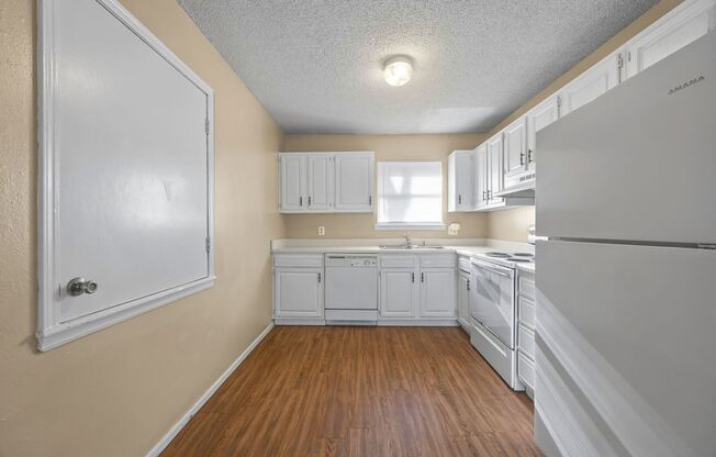 1 bed, 1 bath, 625 sqft, $995