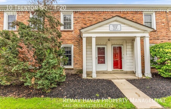 10 TRENTON SQ