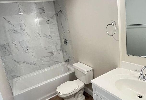 2 beds, 1 bath, 680 sqft, $2,500, Unit 25-25
