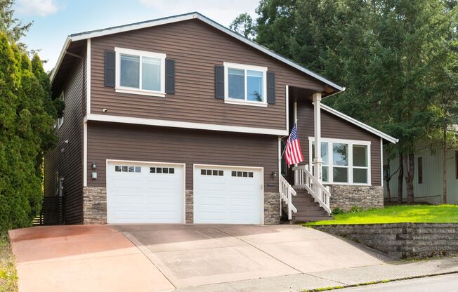 7134 SW 184th Place ~ Excellent home with so many Extras!