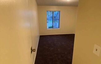 2 beds, 1 bath, $1,650