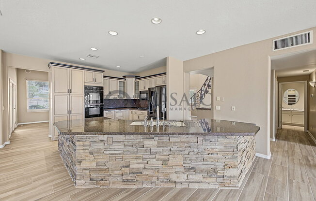 3 beds, 3.5 baths, 2,820 sqft, $4,995