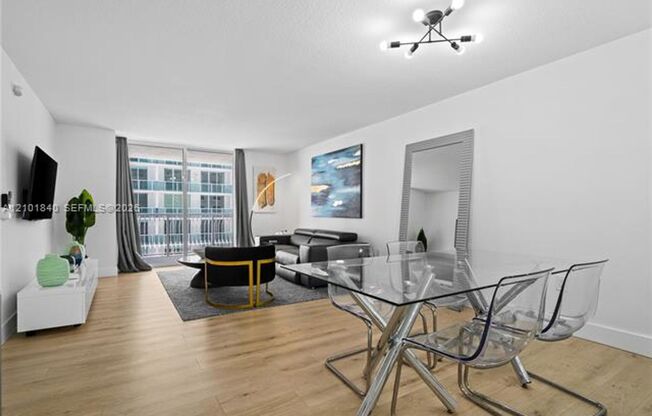 1 bed, 1 bath, $3,500, Unit # 1907