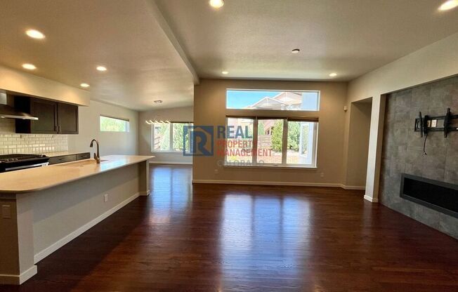 3942 HORSE GULCH LOOP