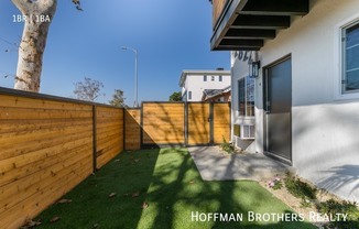 2824 S REDONDO BLVD