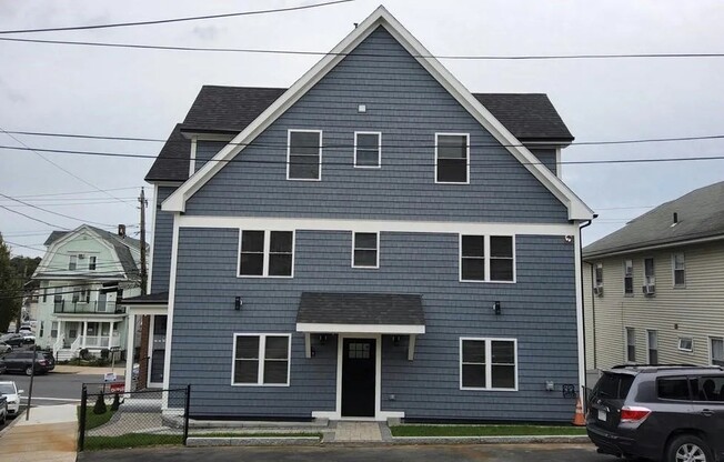 6 HARDING AVE