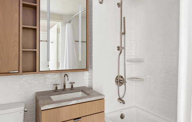 3 beds, 3 baths, 1,628 sqft, $20,000, Unit 22A