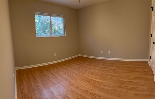 Lovely 2 Bed/1Bath Condo for Lease in Doraville