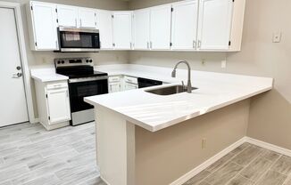 Remodeled 3 Bedroom/2 Bath Single Level Home In Ahwatukee! A Must See!