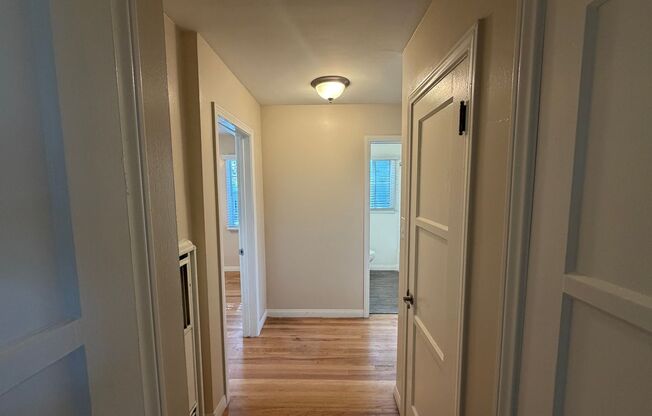 2 beds, 1 bath, 875 sqft, $2,585, Unit VV-312A