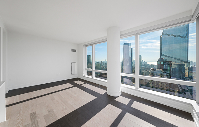 3 beds, 3 baths, $11,375, Unit 39B