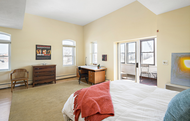 2 beds, 2 baths, $3,300, Unit 8