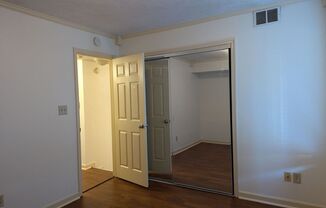 1 bed, 1 bath, $950, Unit 1