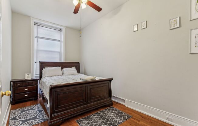 3 beds, 2 baths, 1,000 sqft, $2,600, Unit 3414 - B