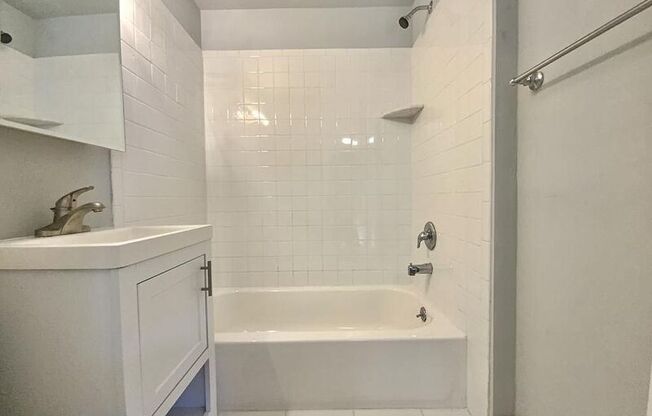 319 S 10th St Unit 234