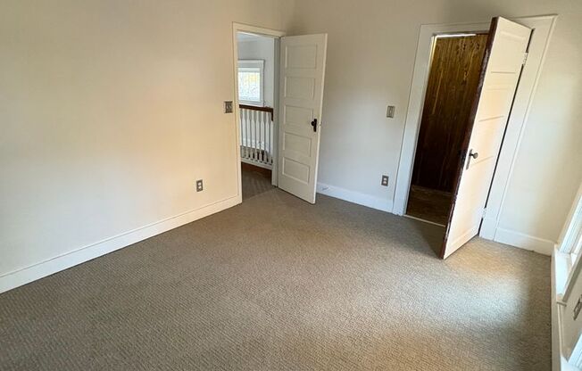 Remodeled 4 Bed 2 Bath House