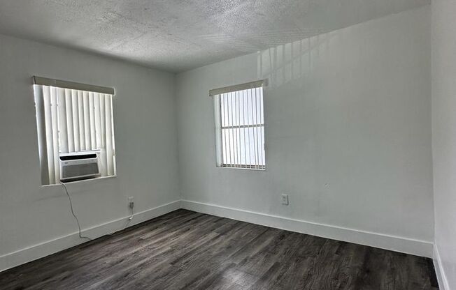 2 beds, 1 bath, 750 sqft, $1,800, Unit 5250-19