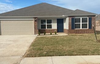 4 beds, 2 baths, $1,800