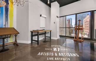 777 South State - Amenity Art Studio