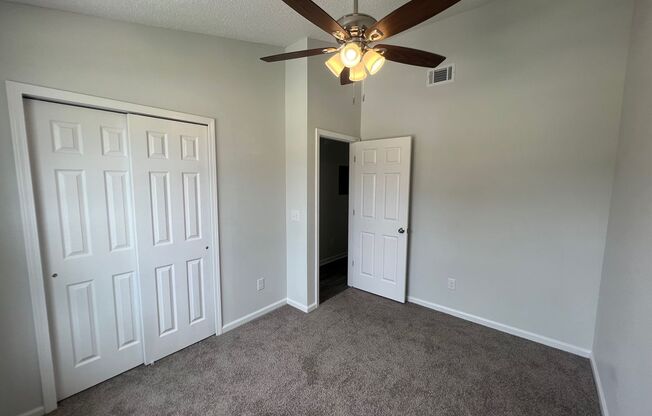 2 beds, 1 bath, $1,375