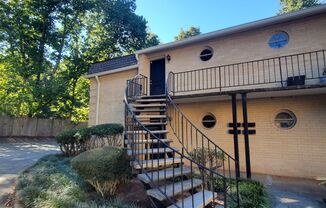 Charming 1-Bedroom Condo in Prime Sandy Springs Location!