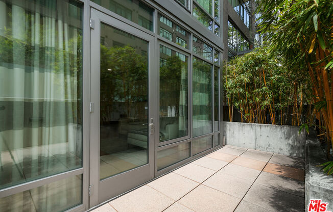 1 bed, 1 bath, 860 sqft, $3,200, Unit 407