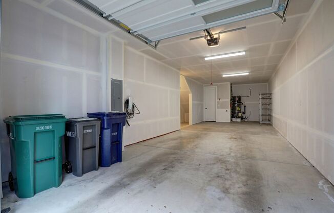 Live Where Style Meets Convenience – 2BR Townhome + Garage