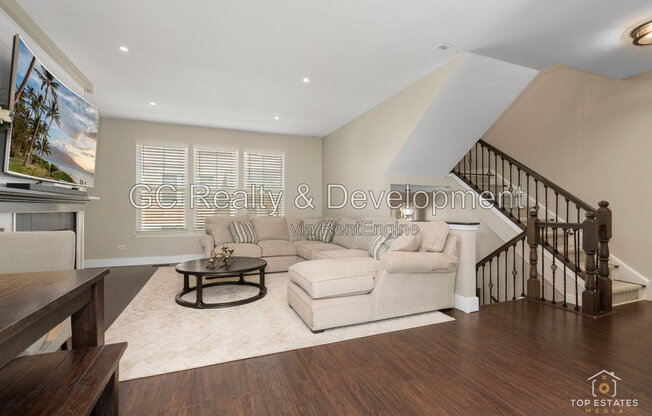 927 INDIGO CT